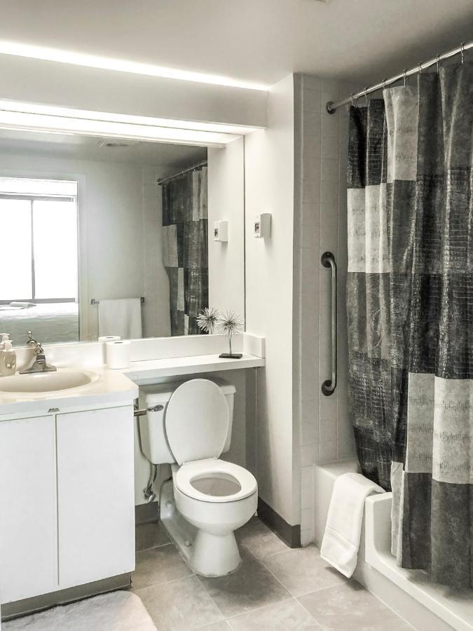 Short Term Rentals At The Park At Trowbridge Senior Community Southfield Dış mekan fotoğraf