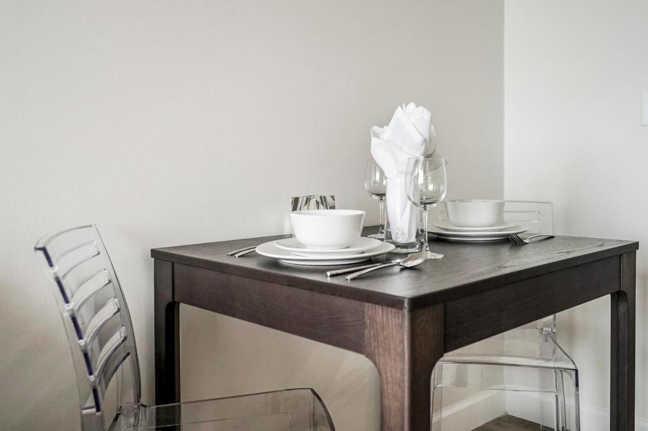 Short Term Rentals At The Park At Trowbridge Senior Community Southfield Dış mekan fotoğraf