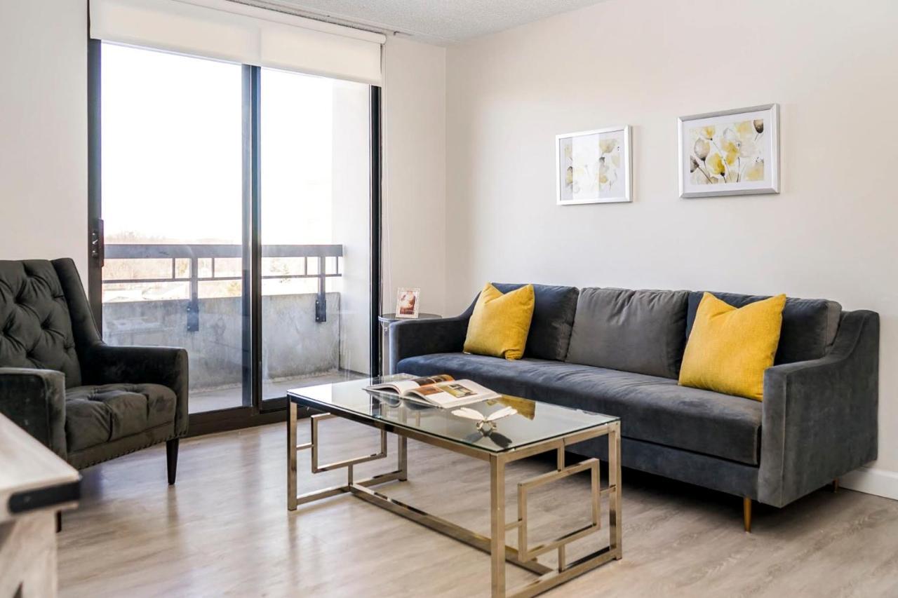 Short Term Rentals At The Park At Trowbridge Senior Community Southfield Dış mekan fotoğraf
