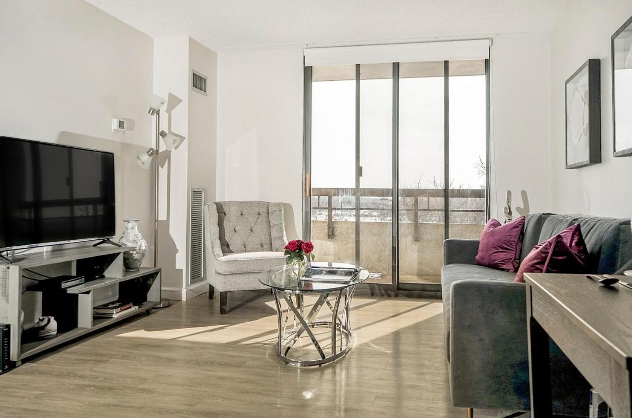Short Term Rentals At The Park At Trowbridge Senior Community Southfield Dış mekan fotoğraf