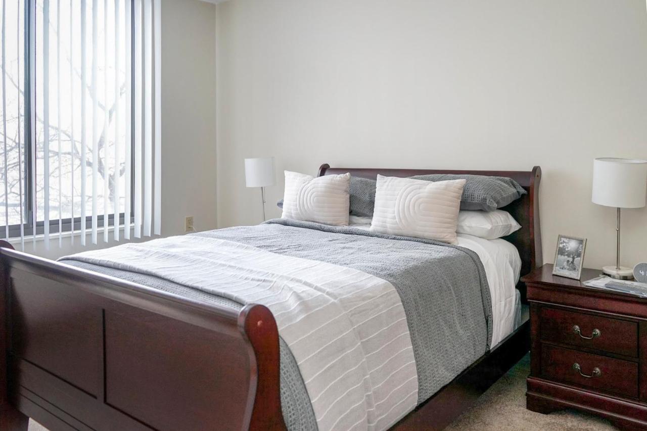 Short Term Rentals At The Park At Trowbridge Senior Community Southfield Dış mekan fotoğraf